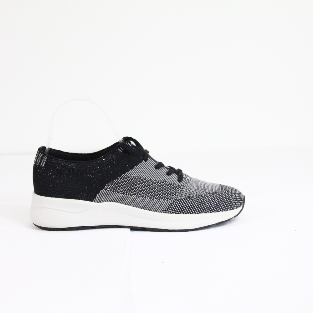 Easy Spirit Casual Sneakers Women Comfort Shoes sz 8 Wedge Heel Fashion knit